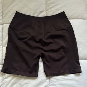 Alphalete amplify shorts